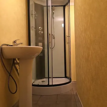 Kunderi Base Gasthuis Tallinn
